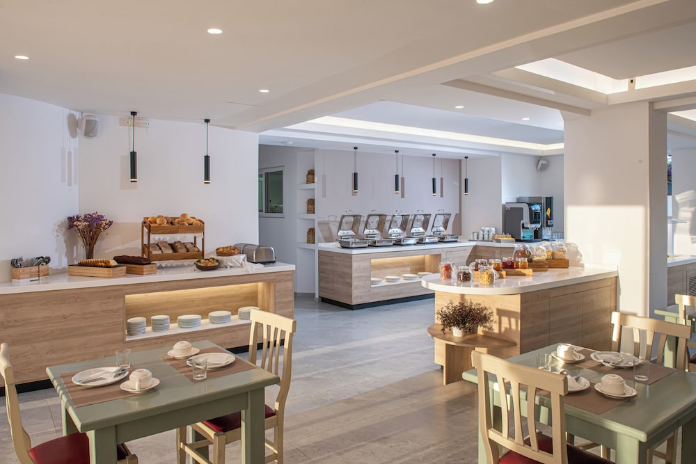 Astra Village & Suites 48/63