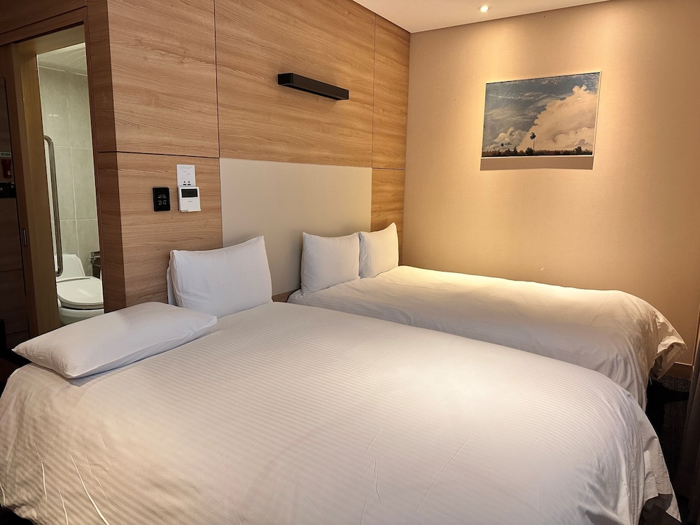 ACUBE HOTEL 14/49
