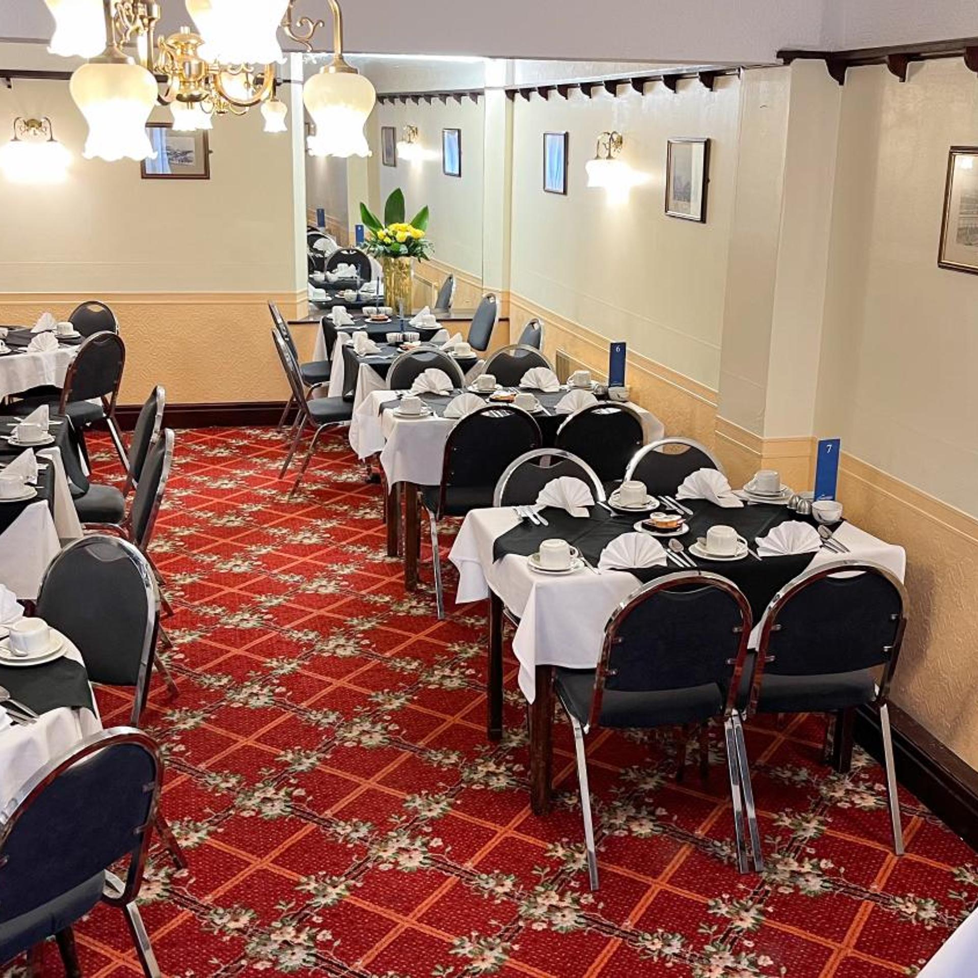 The Sutcliffe Hotel 30/55