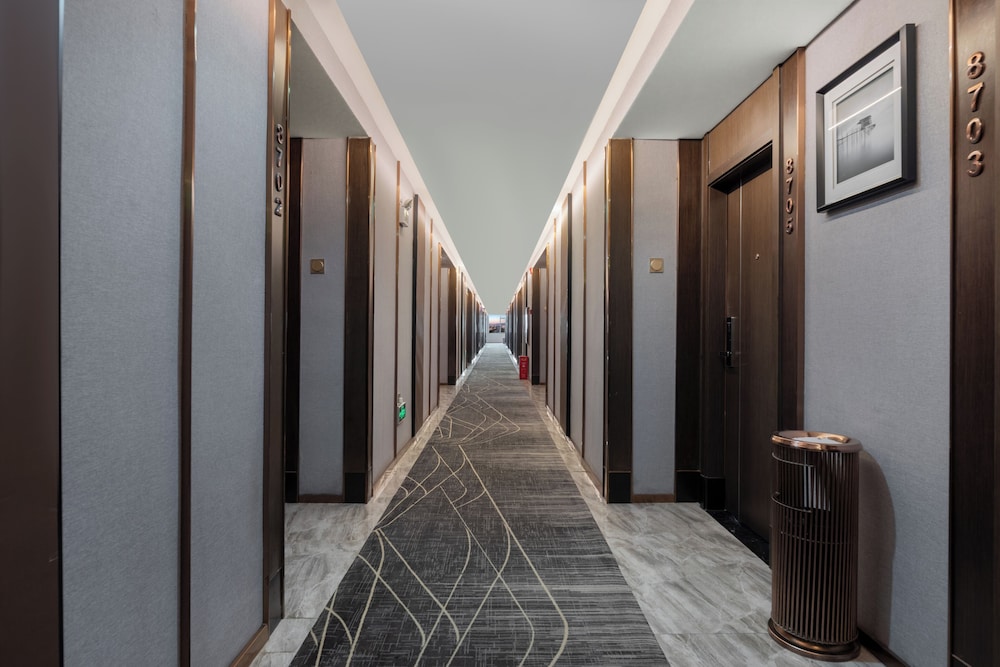 Ramada by Wyndham Zhangjiajie 28/50