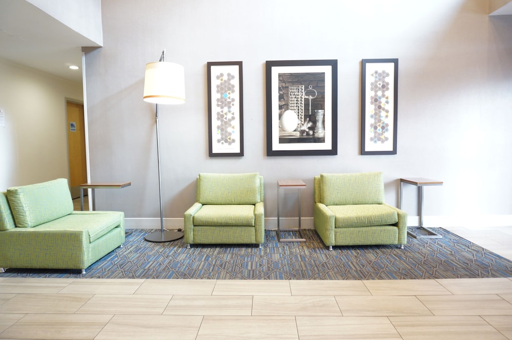 Holiday Inn Express Hotel And Suites Fremont Milpitas Central 36/69