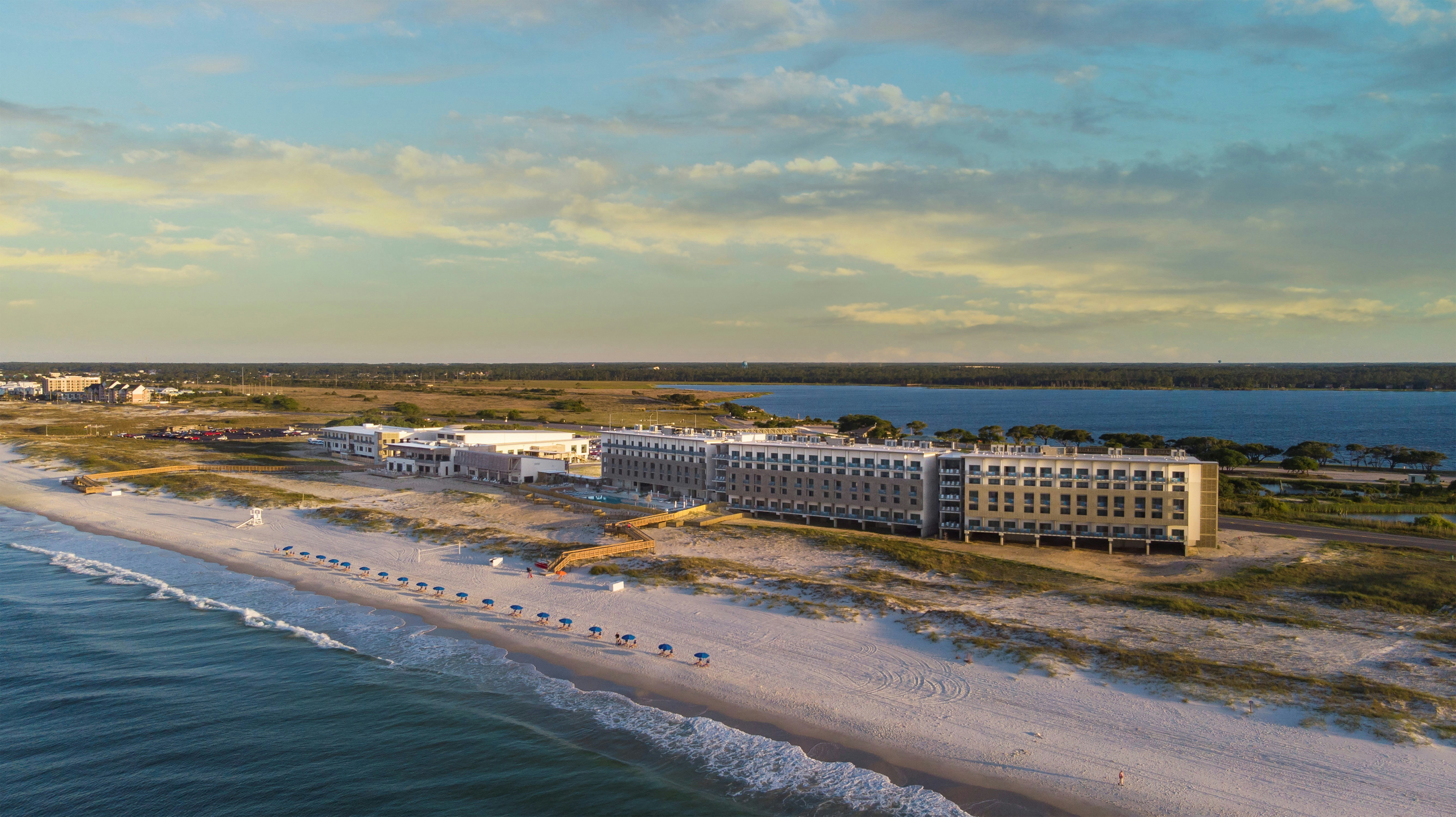 The Lodge At Gulf State Park A Hilton Hotel 72/76