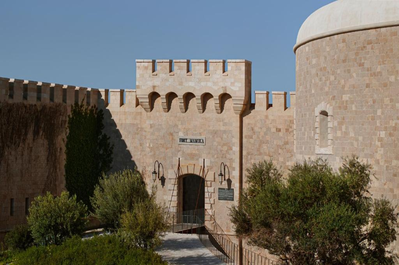 Mamula Island By Banyan Tree 40/48