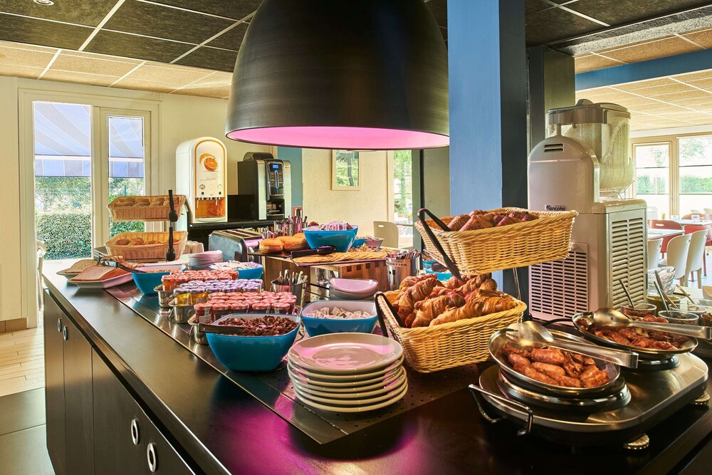 Kyriad Niort Est La Creche 30/51