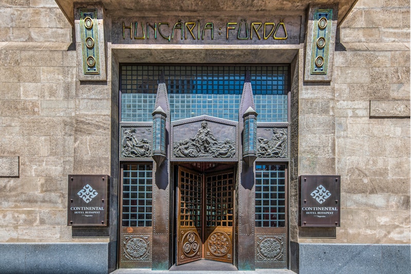 Continental Hotel Budapest 6/50