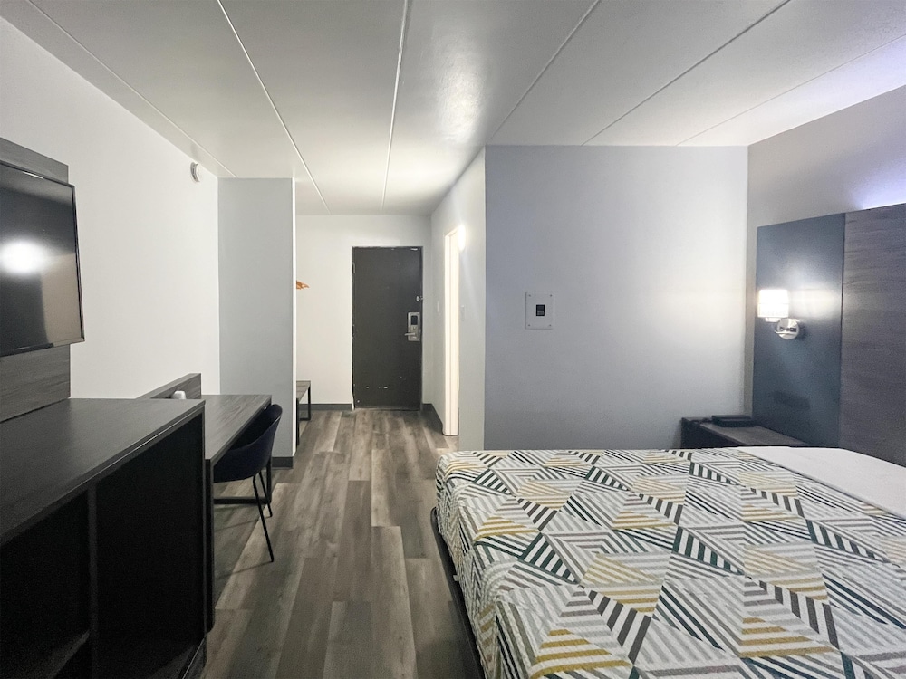 Motel6 Chicago, IL - Halsted 9/23