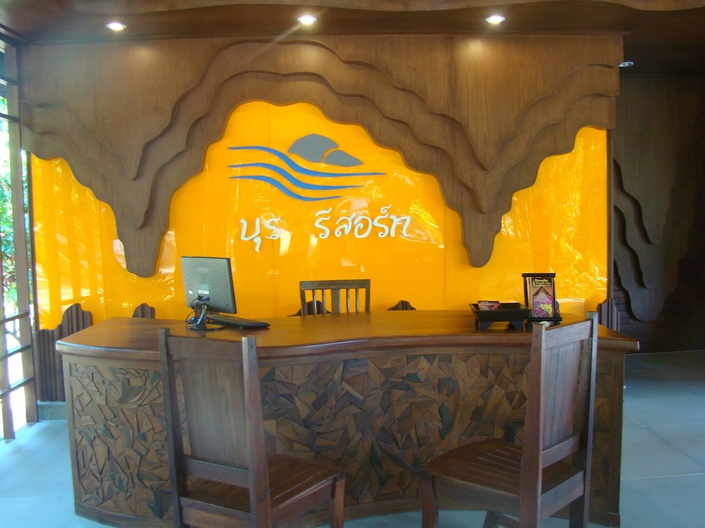 Bura Resort Chiang Rai 8/57
