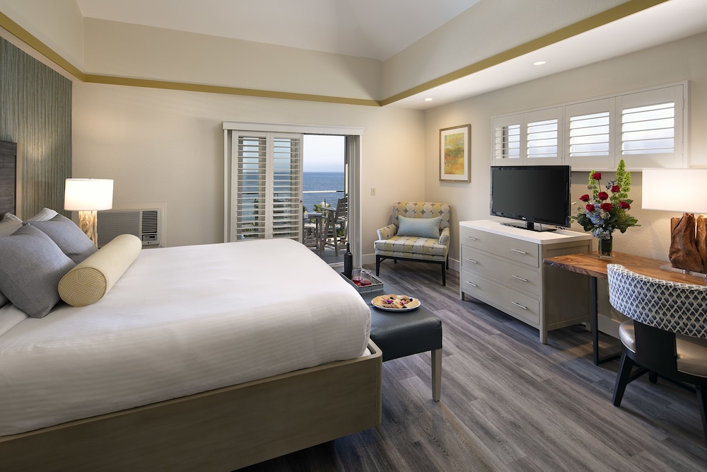 Room, King Bed, Ocean Front، Inn at the Cove 4/7