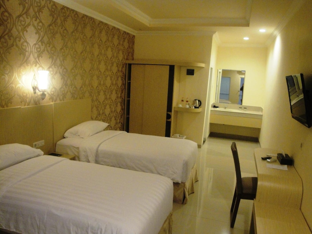 Ramayana Hotel 14/34
