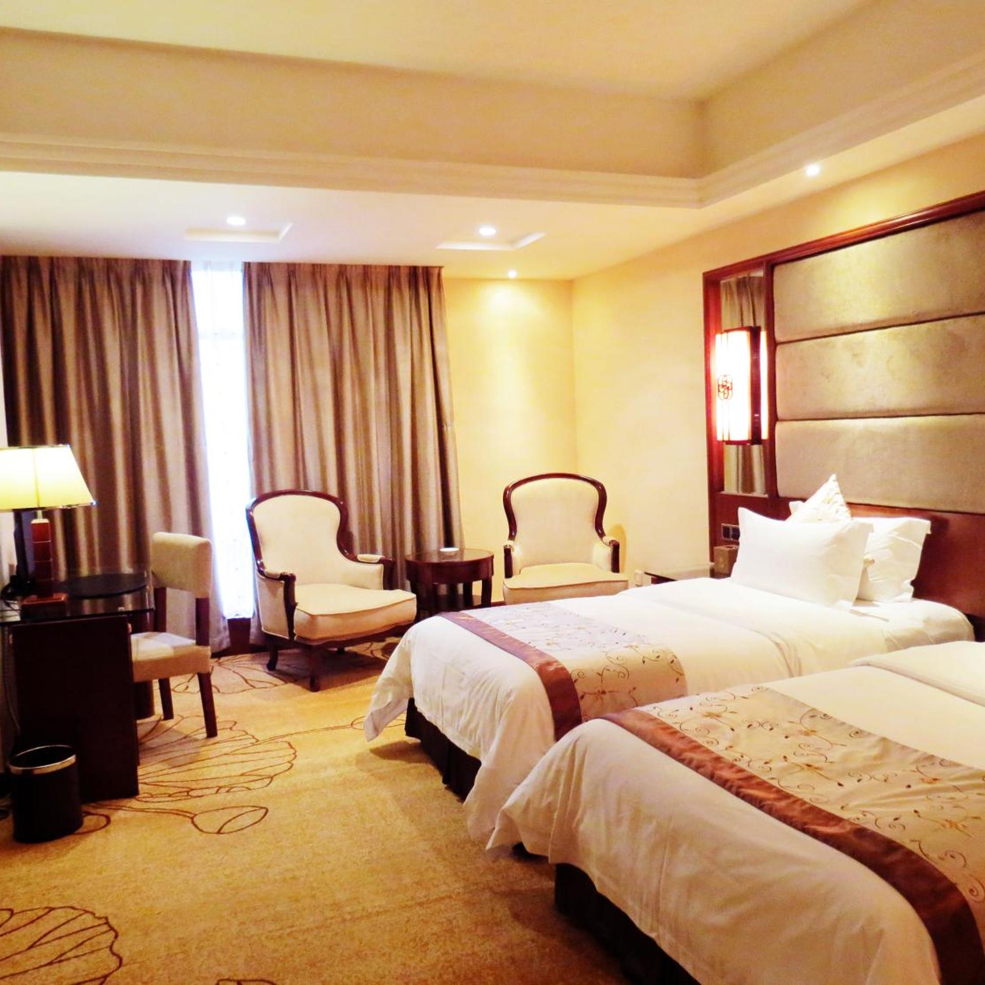 Rongjiang Hotel 13/74