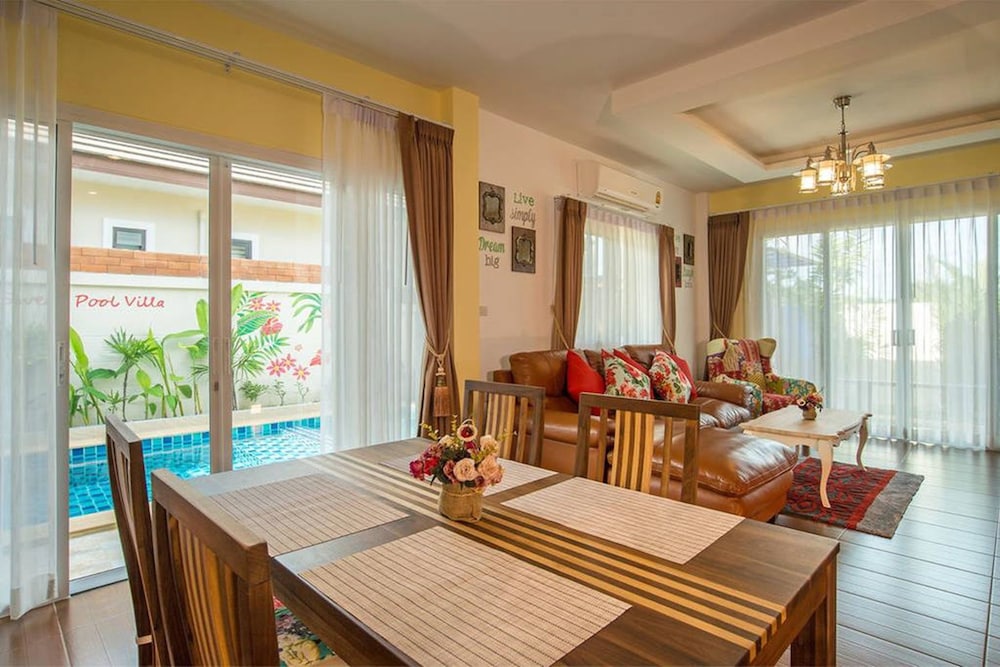 Ao Nang Sweet Pool Villa 13/18