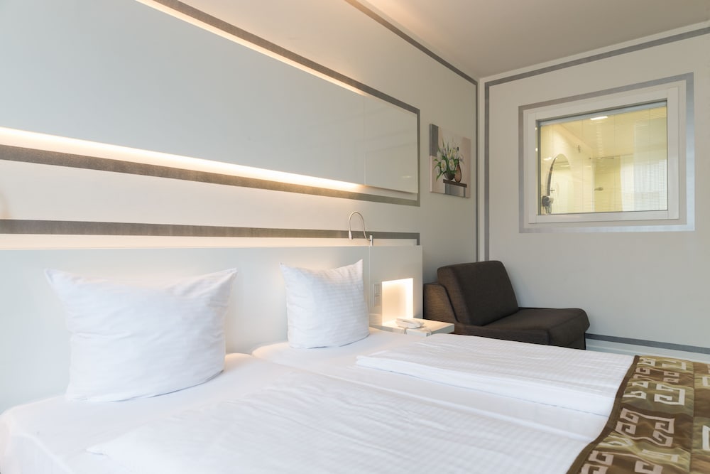 Hotel Bayer S 34/64
