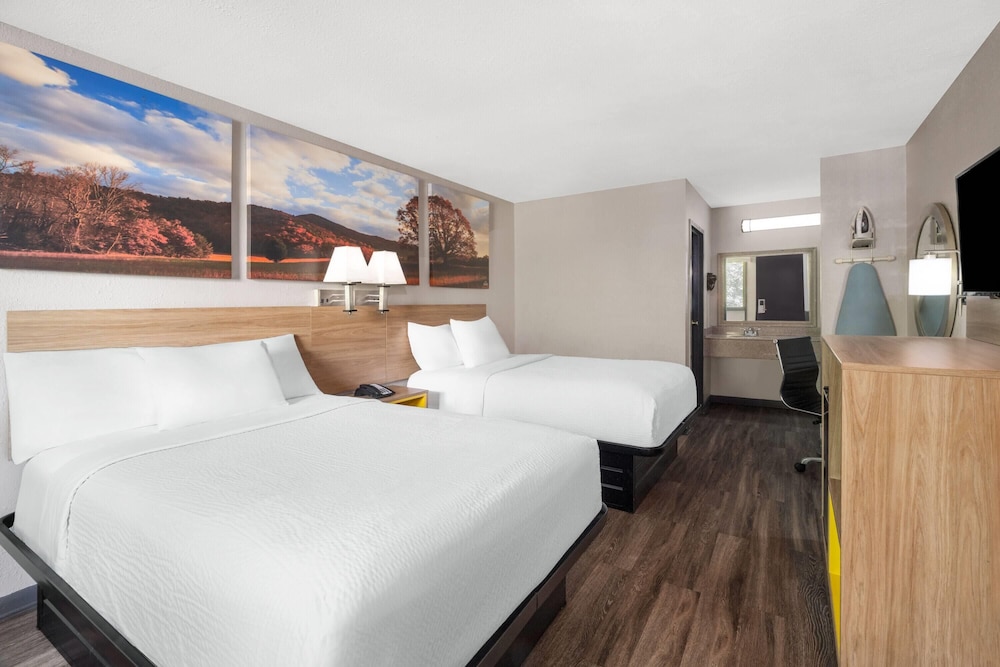 Days Inn By Wyndham College Park Airport Best Road 16/55
