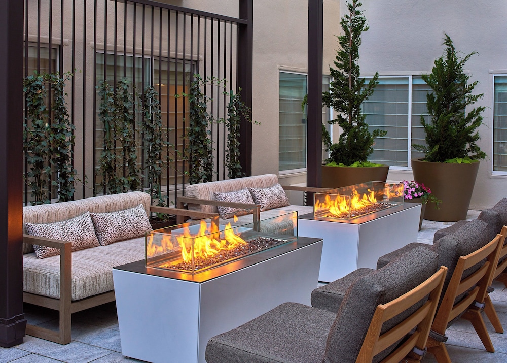 Hotel Zoe Fishermans Wharf 48/68