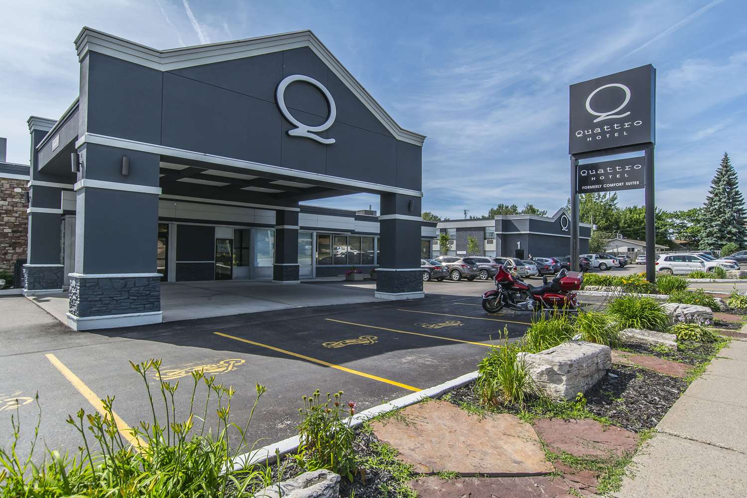 Quattro Hotel And Conference Centre An Ascend Hotel Collection 14/16