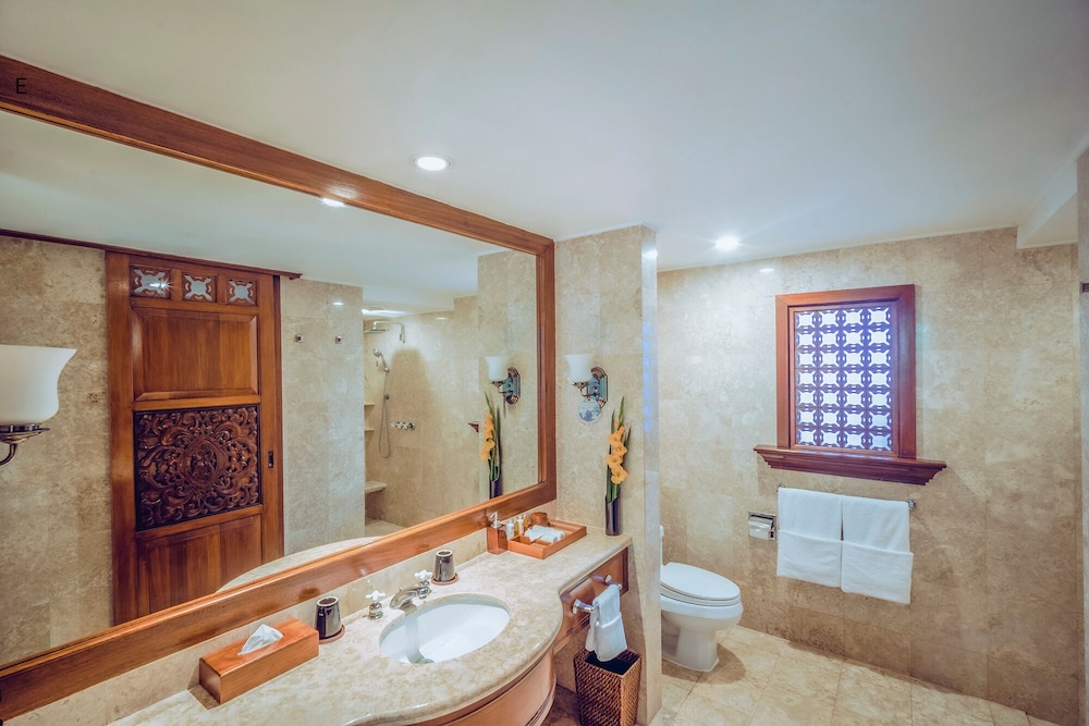 Superior, Twin Beds, Garden View, Furama Resort Da Nang 4/5