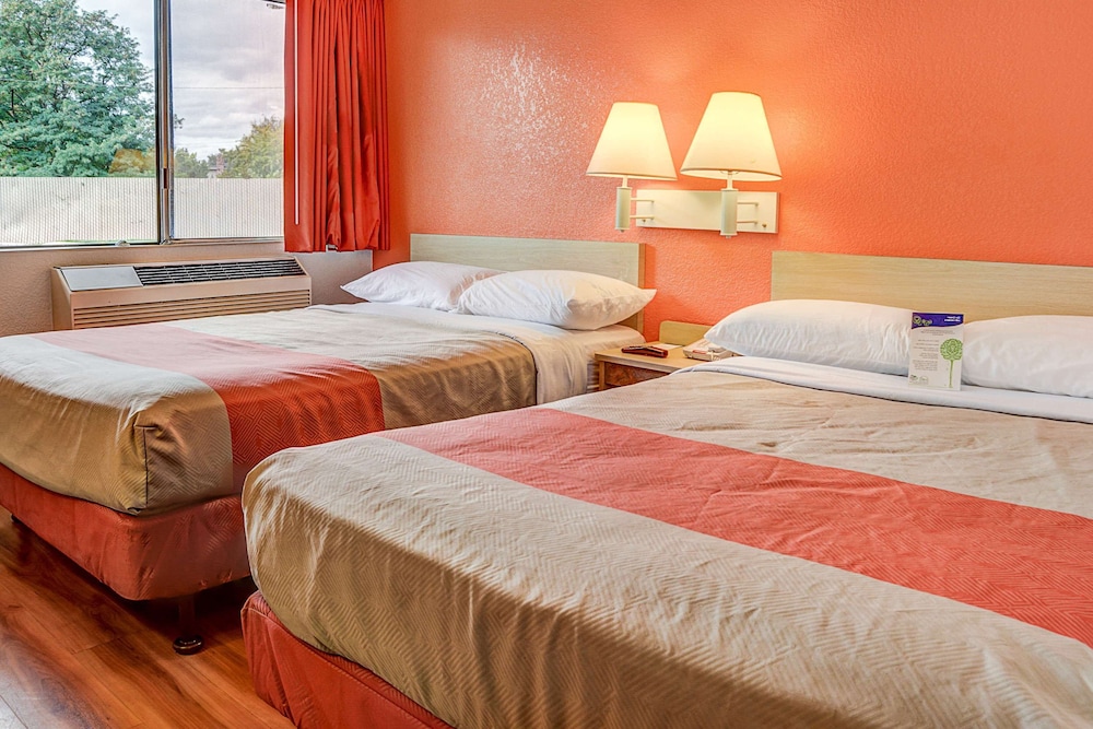 Motel6 Portland, OR - Central 23/47