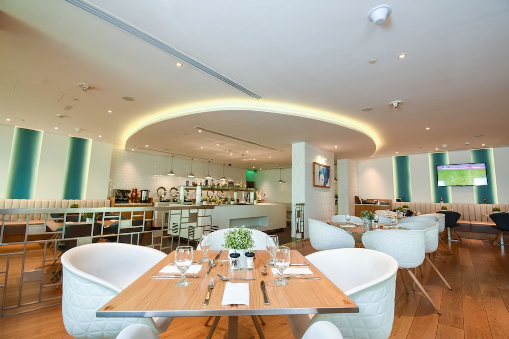 restaurant-cafeteria