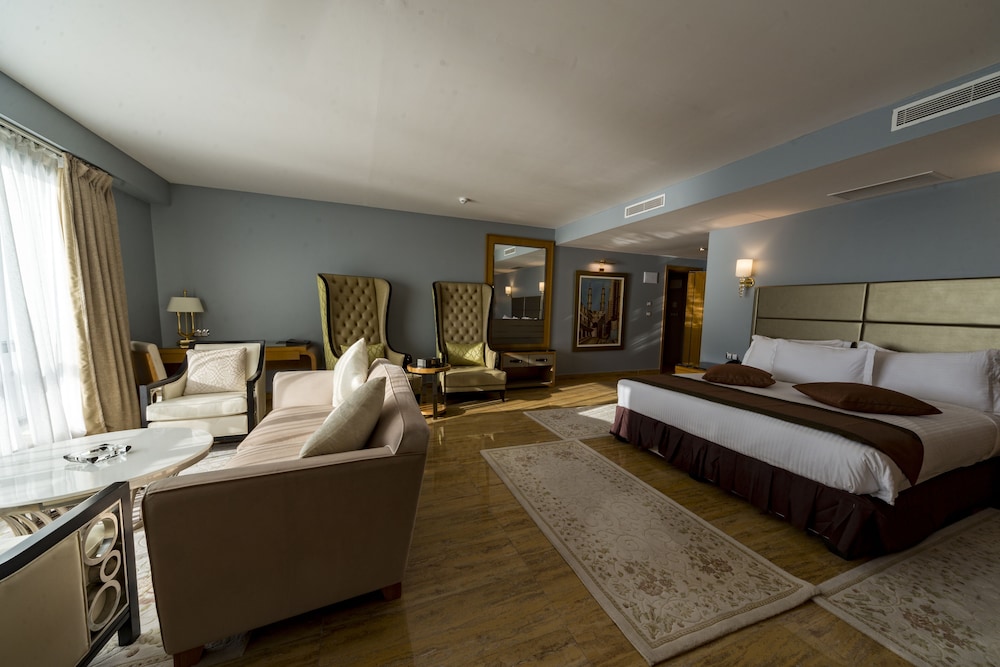 Hotel Le Beau Rivage Bleu 12/16