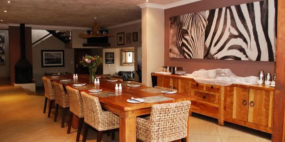 Zebrina Guest House 32/50