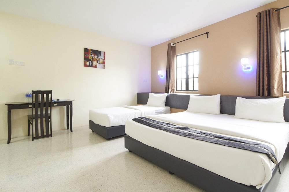 M S Hotel Tengku Kelana KTM Klang 10/31