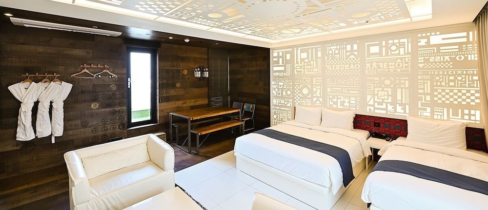 Hotel The Designers LYJ Gangnam Premier 39/64