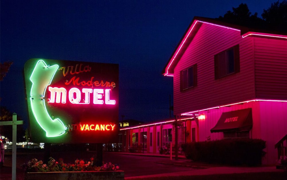 Villa Moderne Motel 1/48