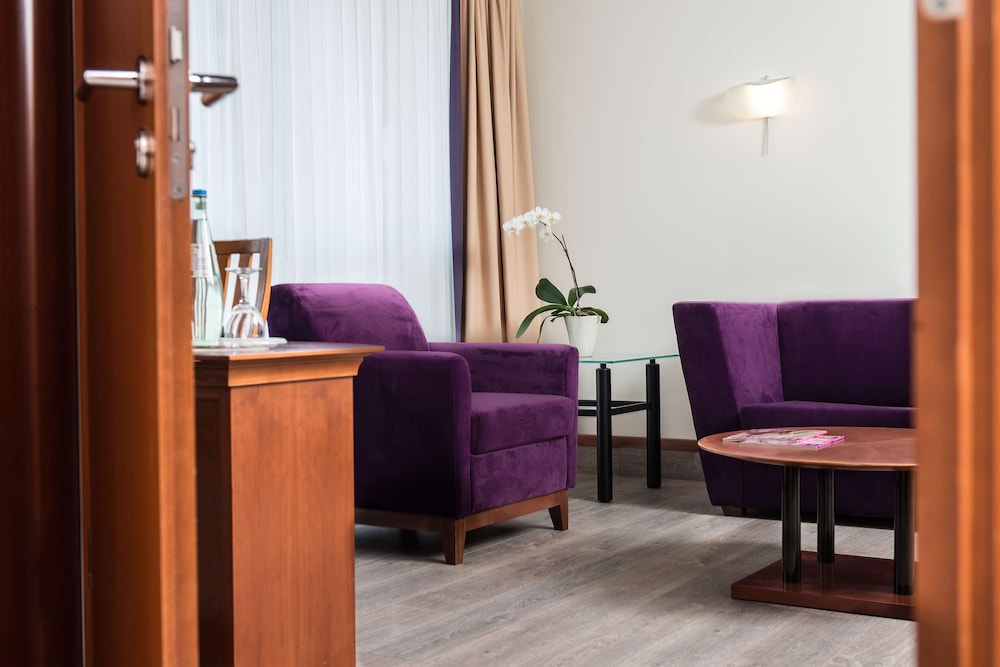 Lobby at Radisson Blu Park Hotel Conference Centre Dresden Radebeul, RADEBEUL