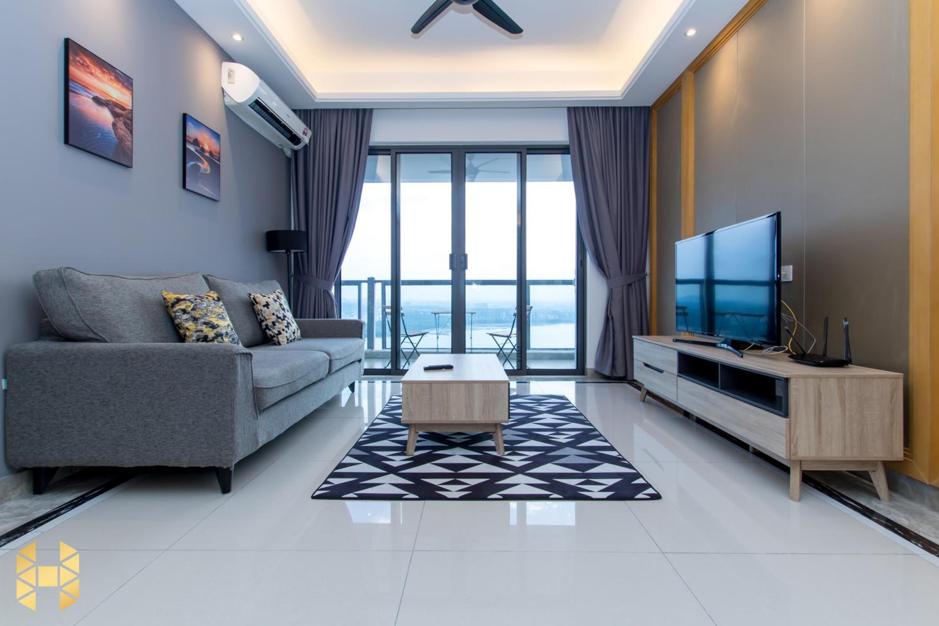 R&F Princess Cove CIQ Premium Sea View Suites by NEO 35/52