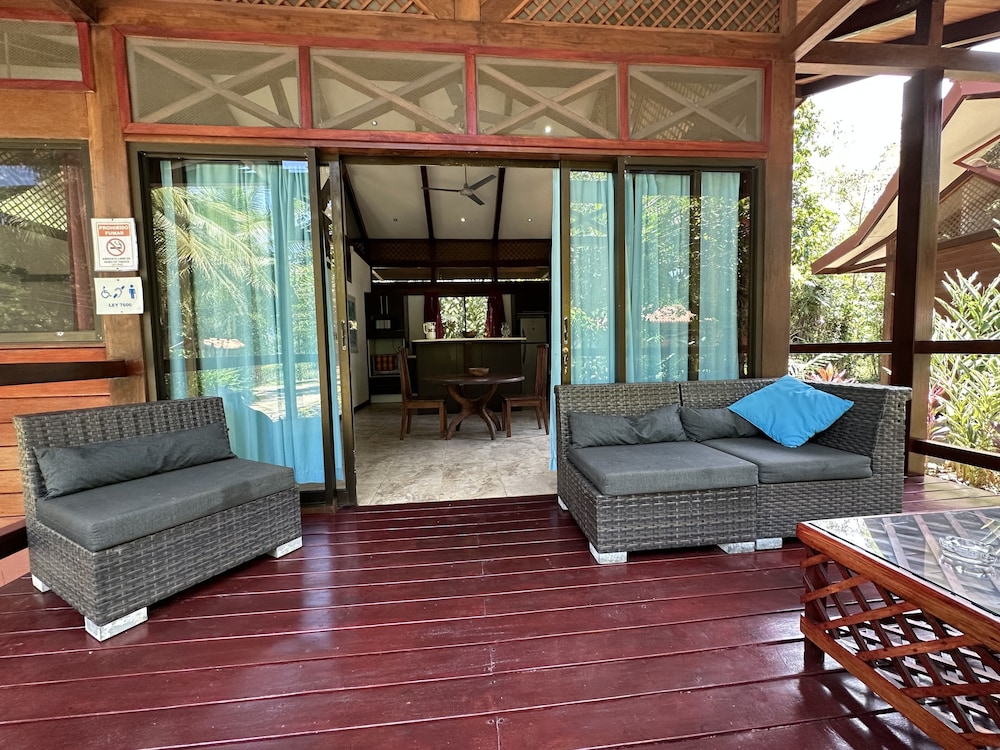 KENAKI LODGE 28/50