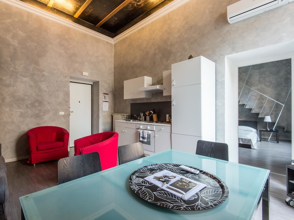 RSH Ara Pacis Enchanting Apartment 10/18