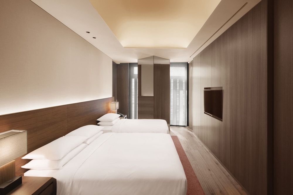 Park Hyatt Busan 30/69