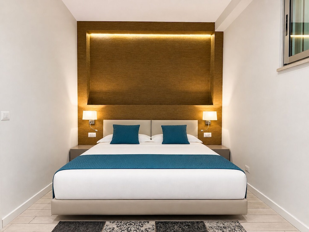 Isola Bella Infinity Suites 17/50