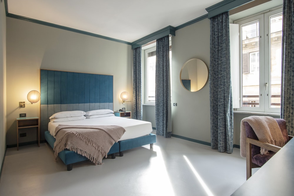 Milani Hotel 44/82