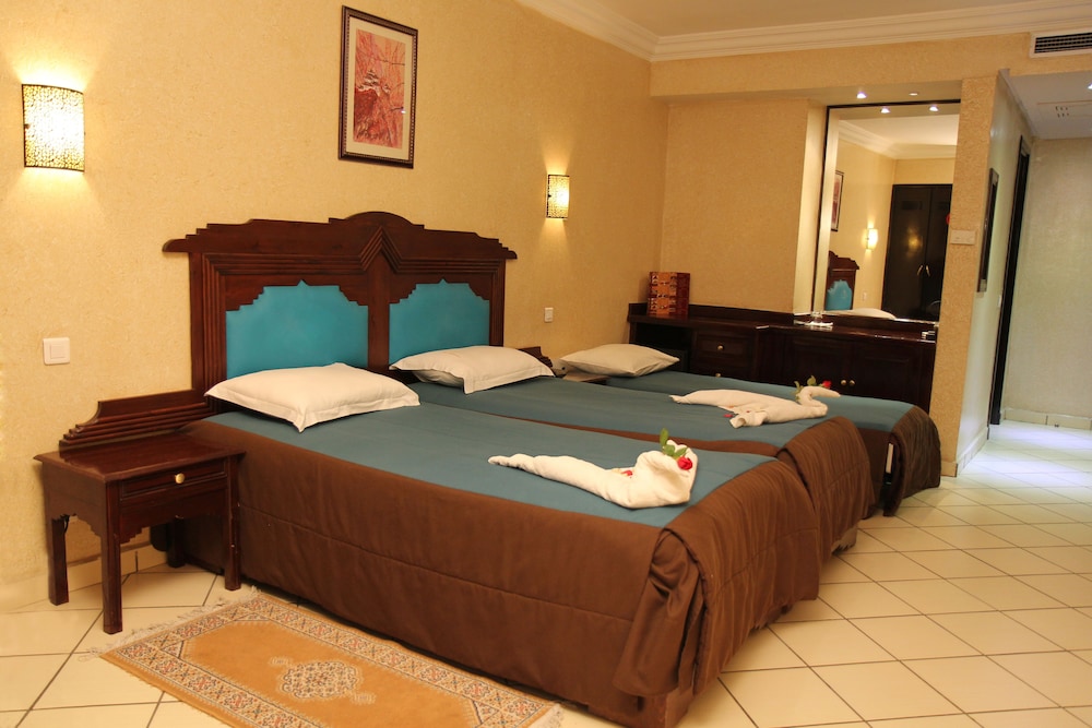 New Farah Hotel 10/44
