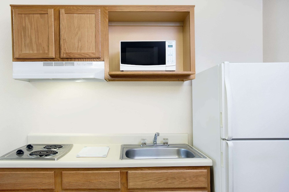 WoodSpring Suites Fort Worth Fossil Creek 28/58