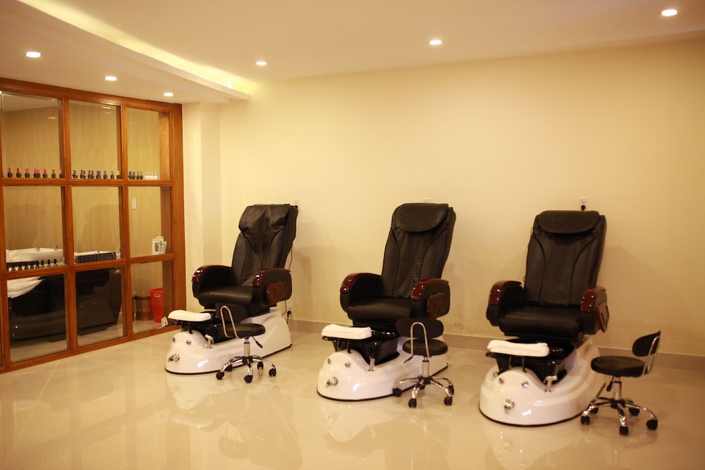 Thuy Hoang Nguyen Hotel Resort & Spa 42/75