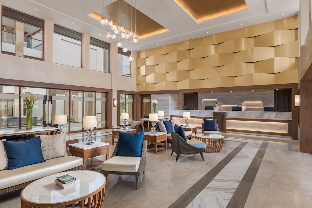 Henann Crystal Sands Resort 25/40