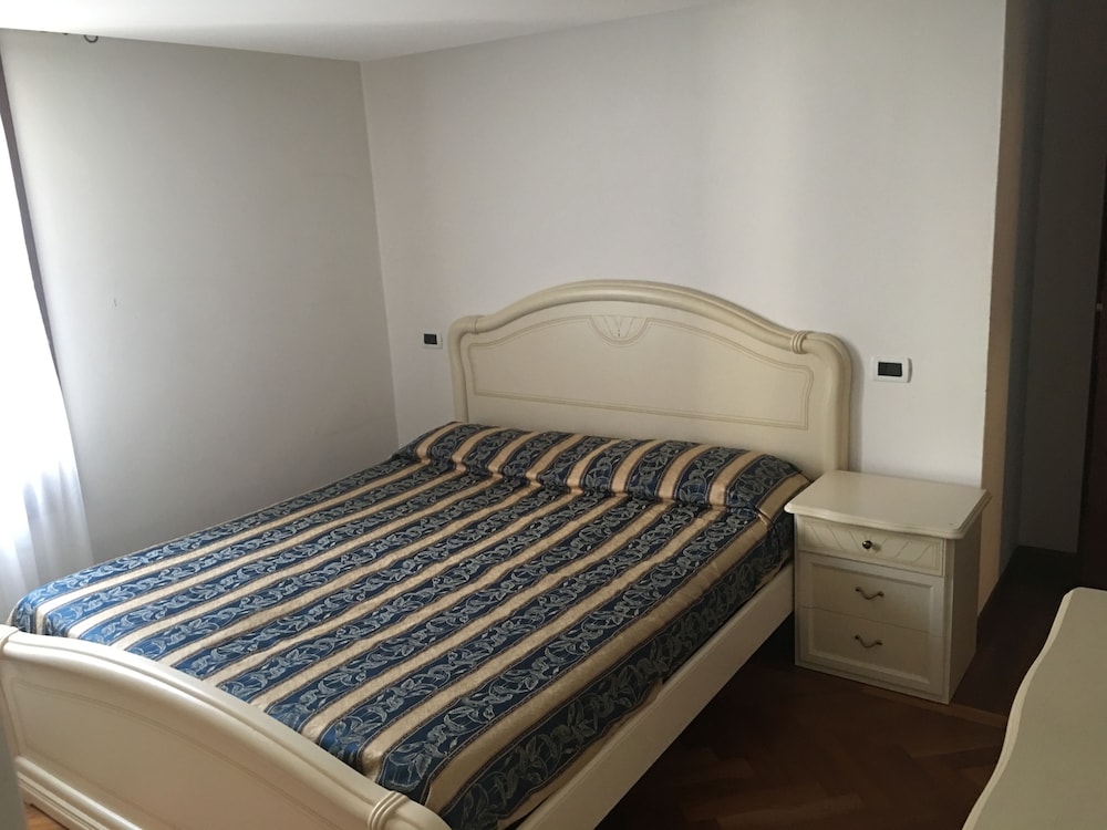 Albergo Marin 4/50
