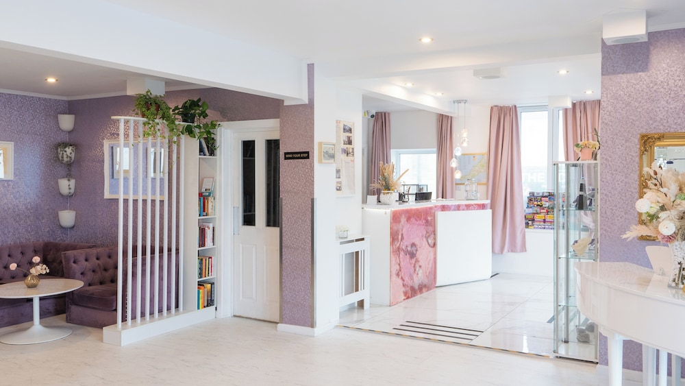 OYO Newquay Beach Hotel 7/50