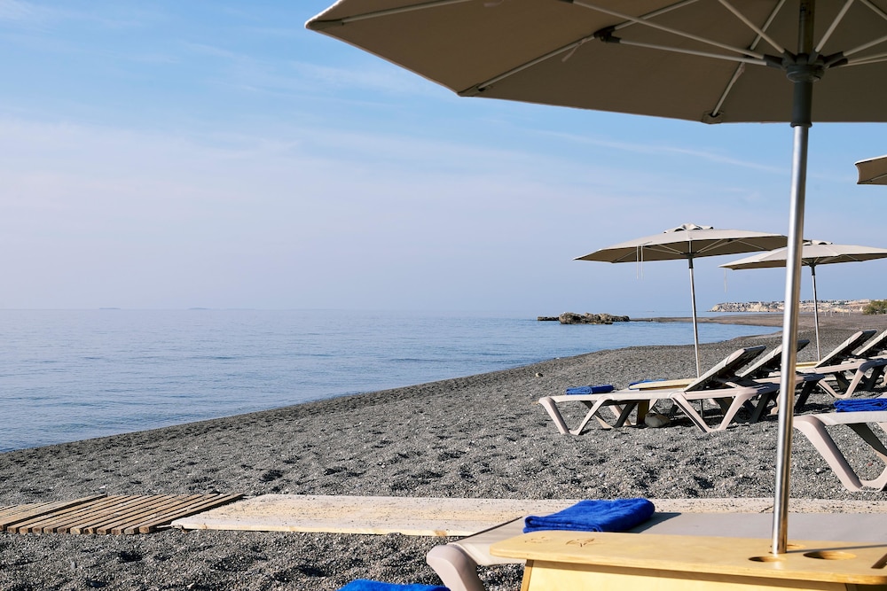 CHC Coriva Beach Hotel and Bungalows 68/75