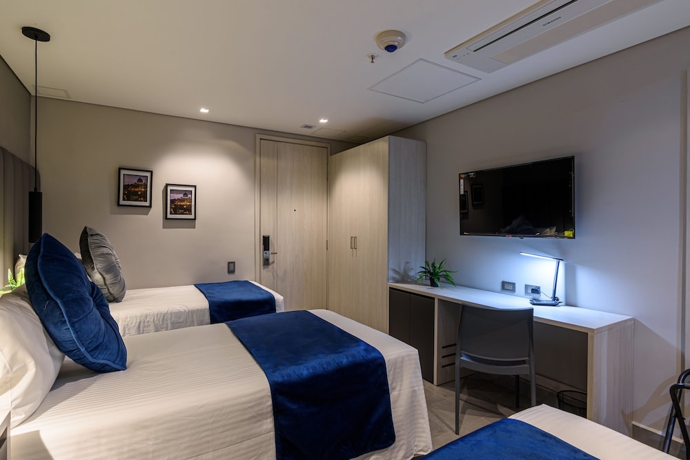 4 Sur Hotel 23/54
