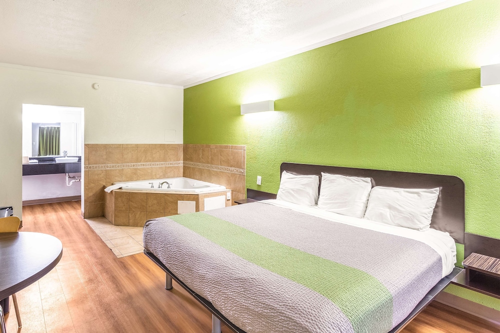 Motel6 Huntington, WV 36/51