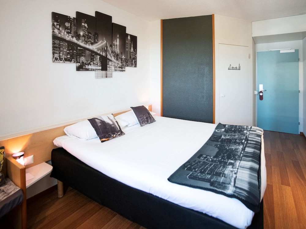 IBIS FRIBOURG 17/50