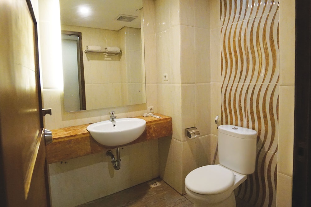 1O1 URBAN Jakarta Thamrin 65/67