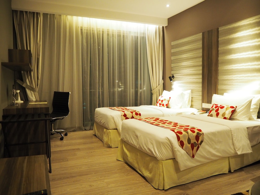Ramada Suites by Wyndham Kuala Lumpur City Centre 20/64