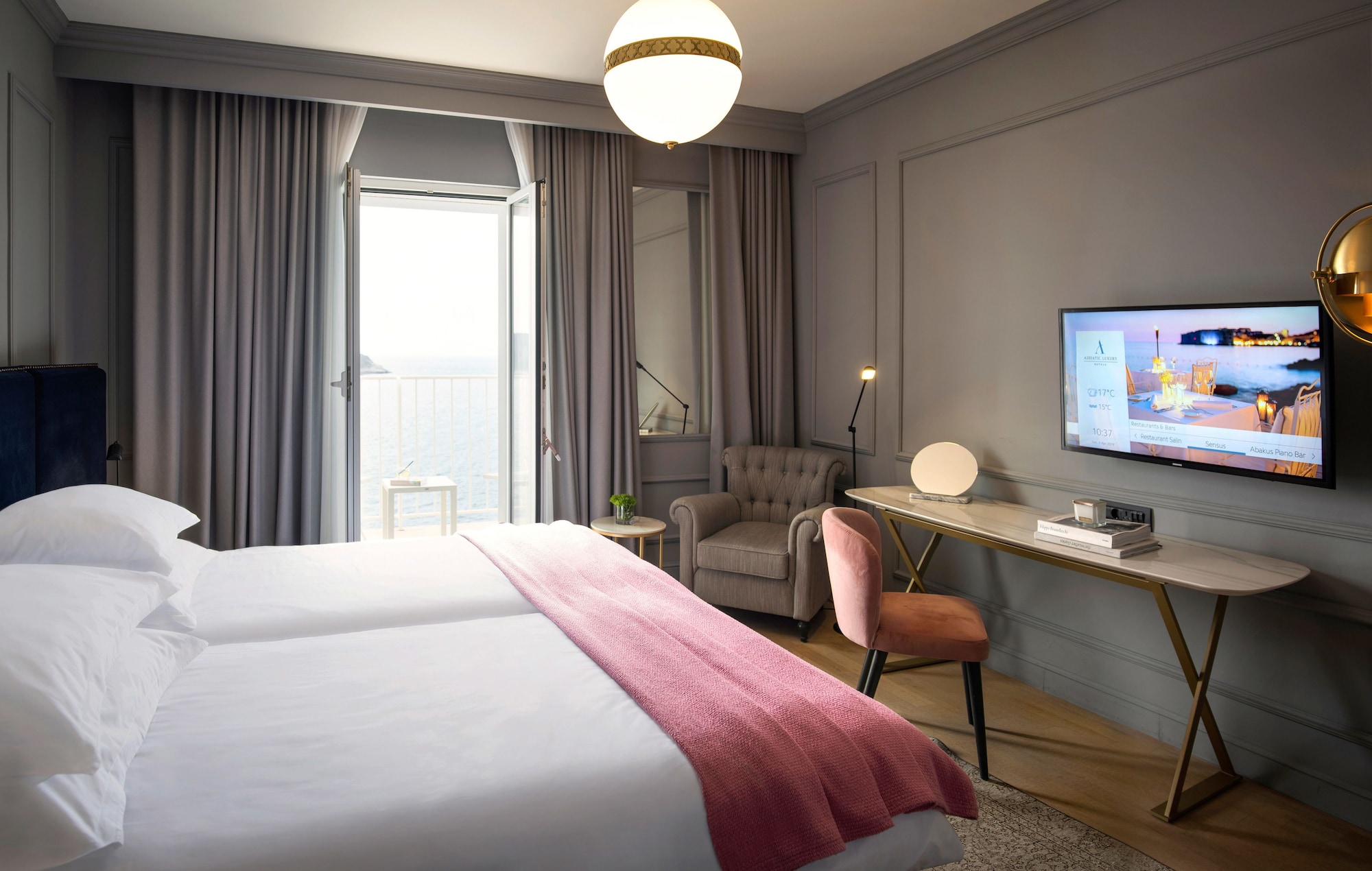 ODAK, DELUXE, VILLA, DOUBLE BED, SEA VIEW, BALCONY