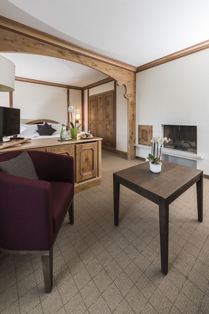 Hotel Adula 9/56