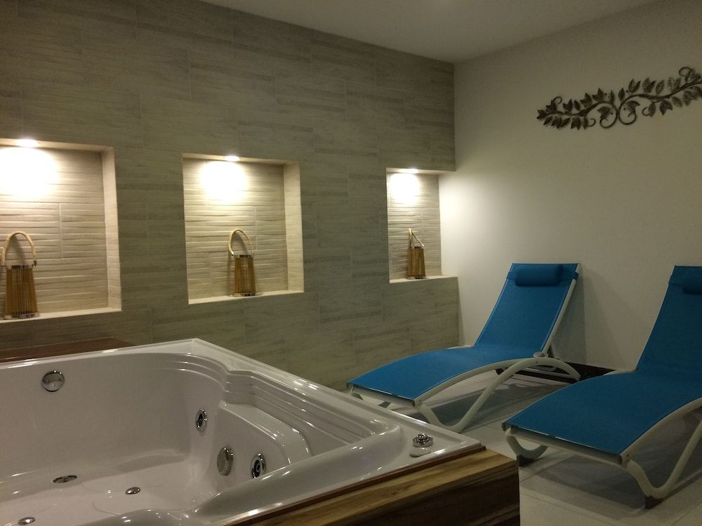Hotel El Giro 28/50