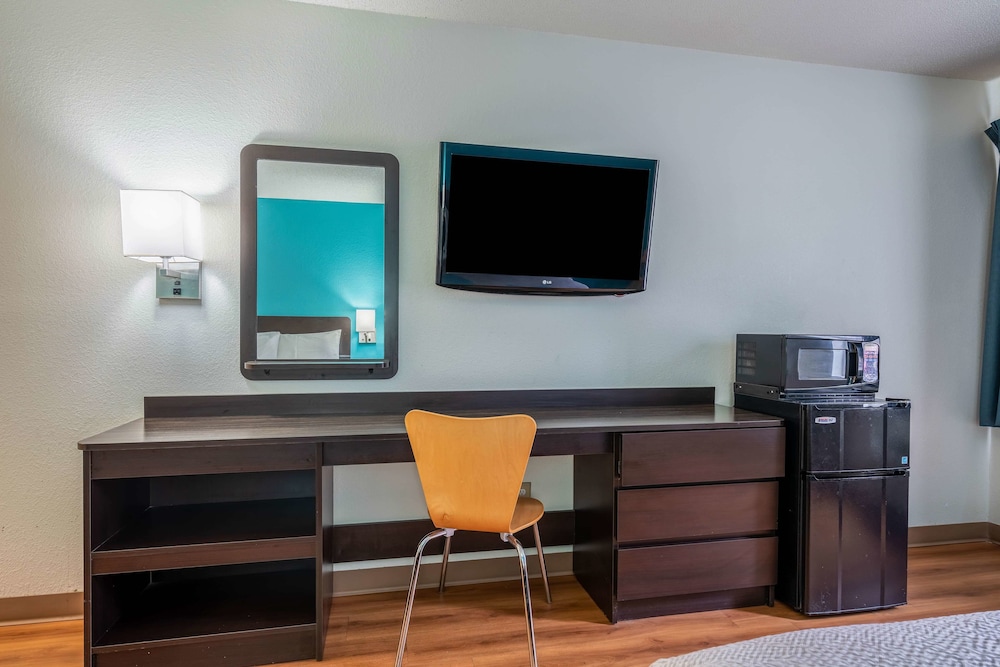 Motel6 Rocky Mount, NC 31/47